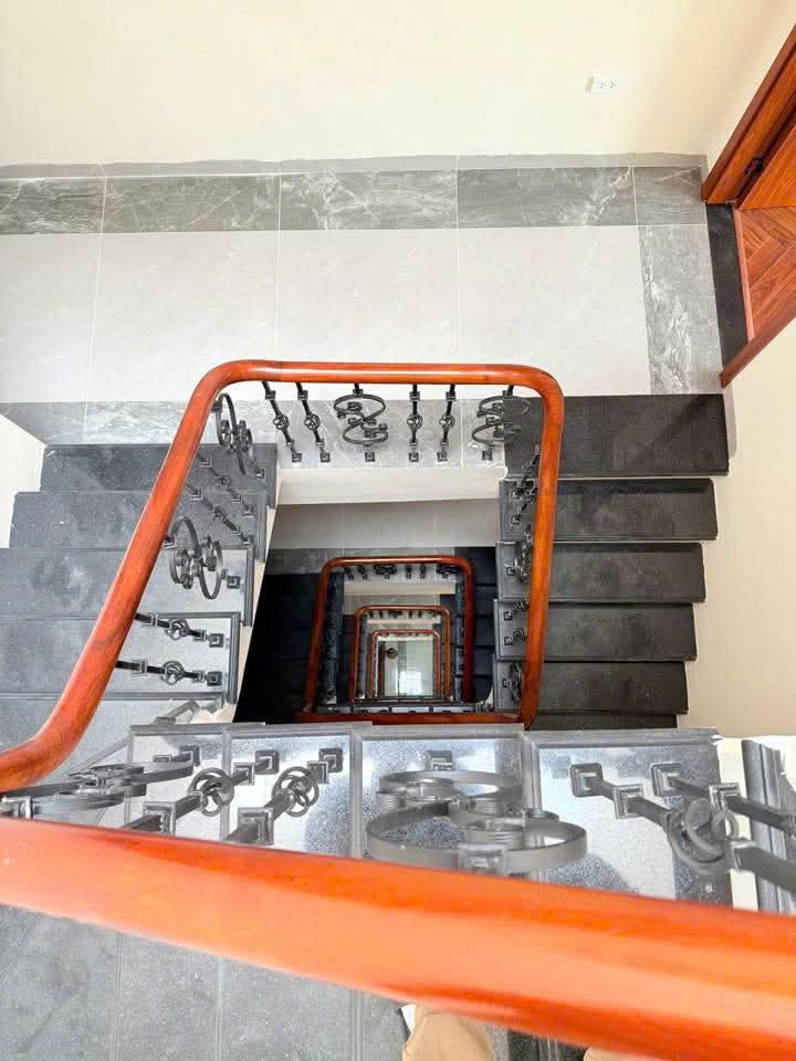 Cho thuê nhà, 75m2- 5T, Đào Duy Từ, Mã Mây, Hàng Bạc, Hoàn Kiếm -35 tr 16007088
