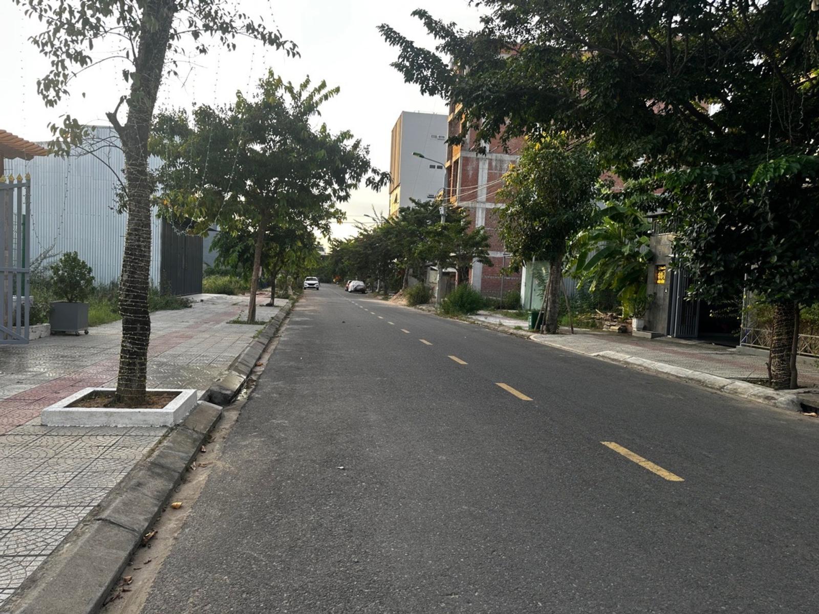 BÁN LÔ ĐÔI CỒN DẦU 14 HÒA XUÂN 200M², ĐƯỜNG 7,5M, GIÁ 14,4 TỶ 16007101