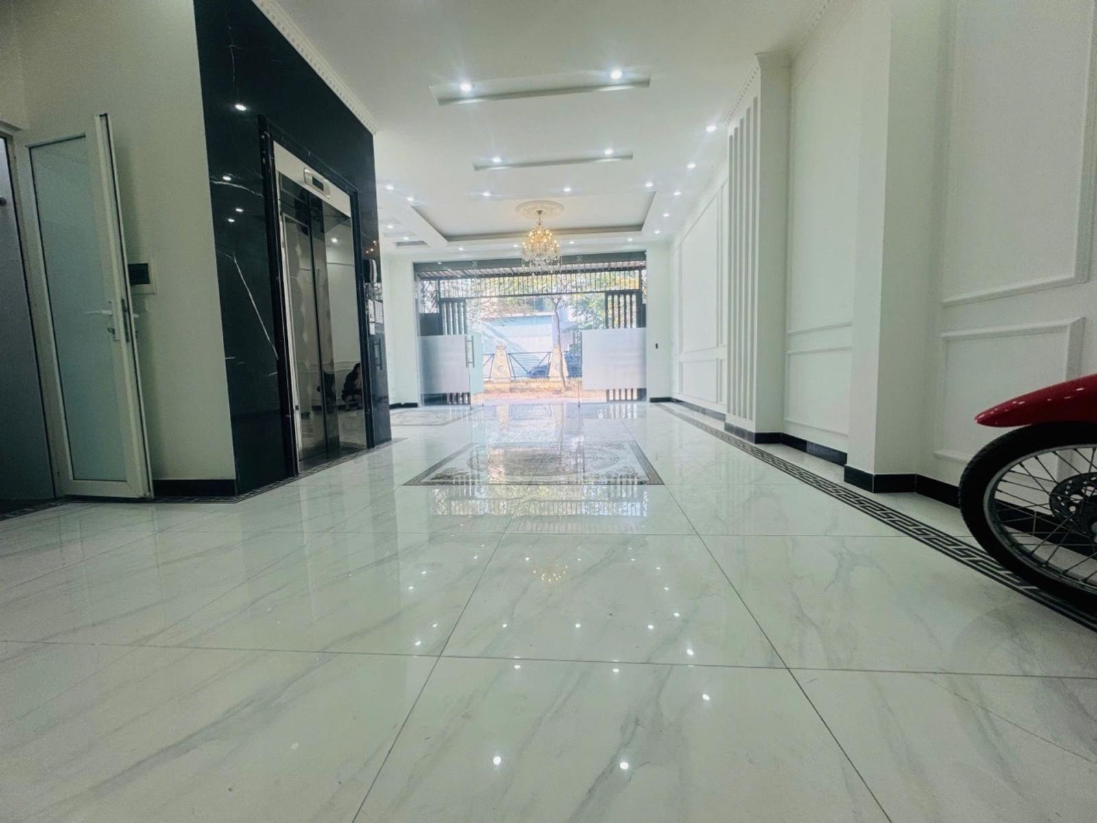 Bán nhà Thượng Thanh 21 tỷ 75m vỉa hè thang máy ô tô đỗ cửa 16007105