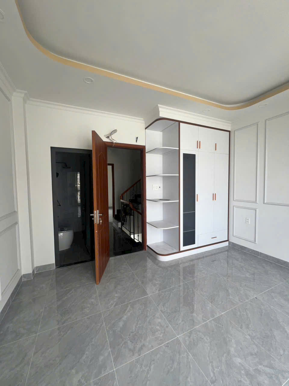 Bán Nhà Mặt Tiền 6 Tầng Thang Máy Hiệp Bình Chánh, TP Thủ Đức – Dòng Tiền 40Tr/Tháng 16007124
