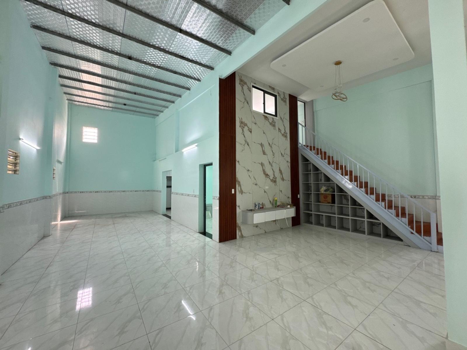 Bán nhanh nhà Xưởng HM 400M2 chỉ 6,5 tỷ 16007129