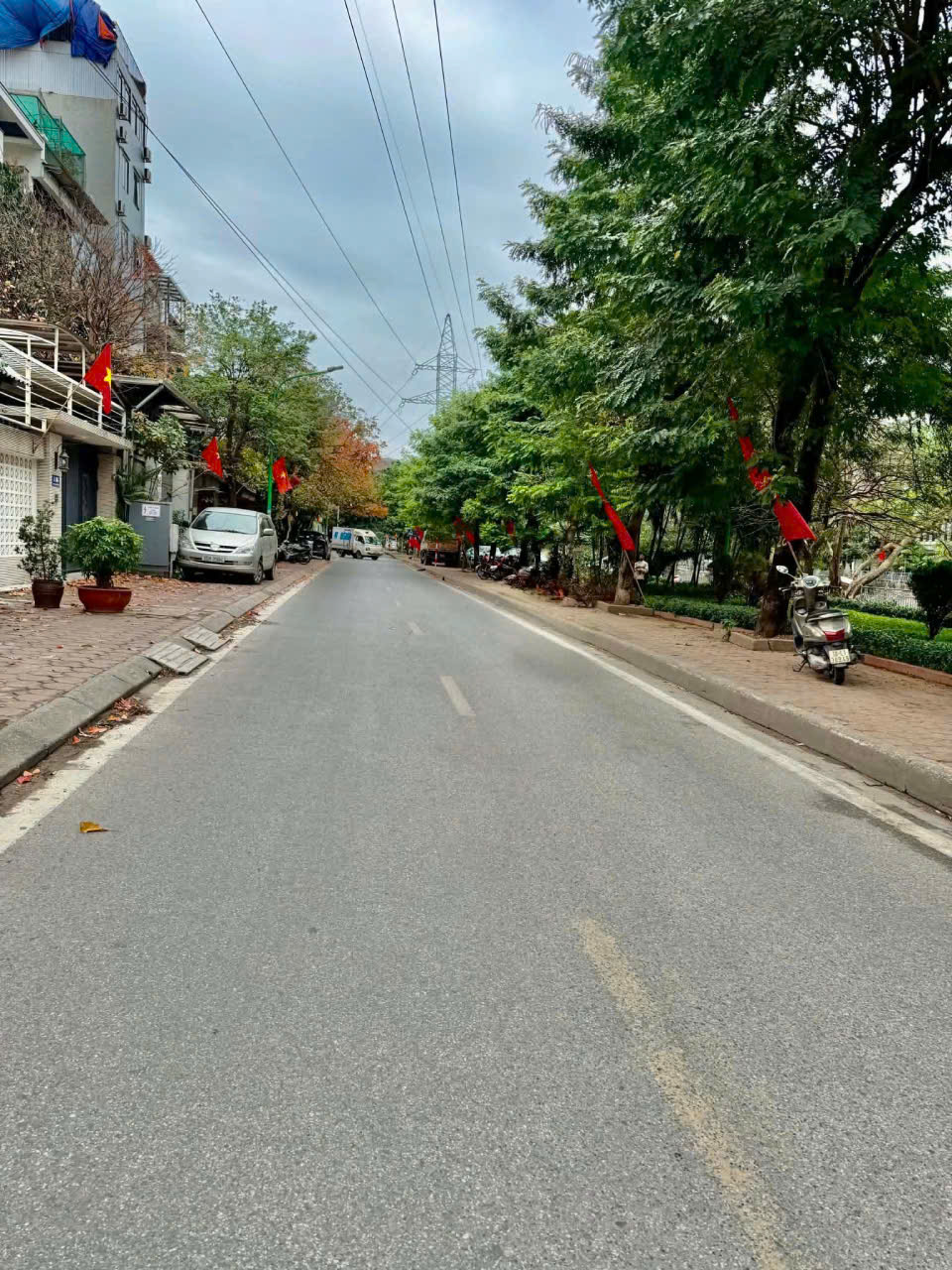 CHO THUÊ BIỆT THỰ GIẢI PHÓNG – HOÀNG MAI  180M²  MT 7M  42 TRIỆU/THÁNG 16007164