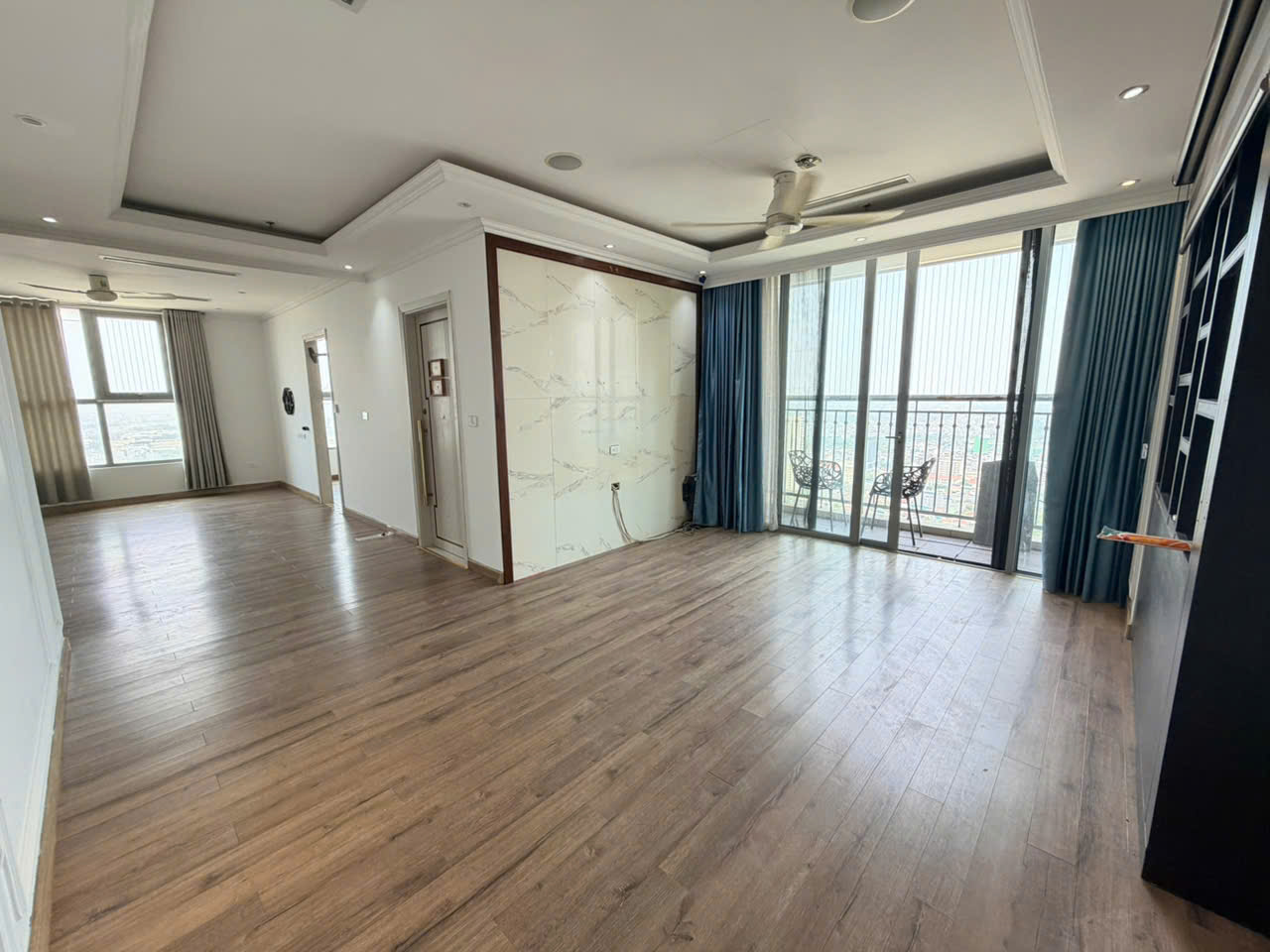 CHO THUÊ CĂN HỘ 3PN VINHOMES GARDENIA – 16 HÀM NGHI  130M²  CĂN GÓC  23 TRIỆU/THÁNG 16007167
