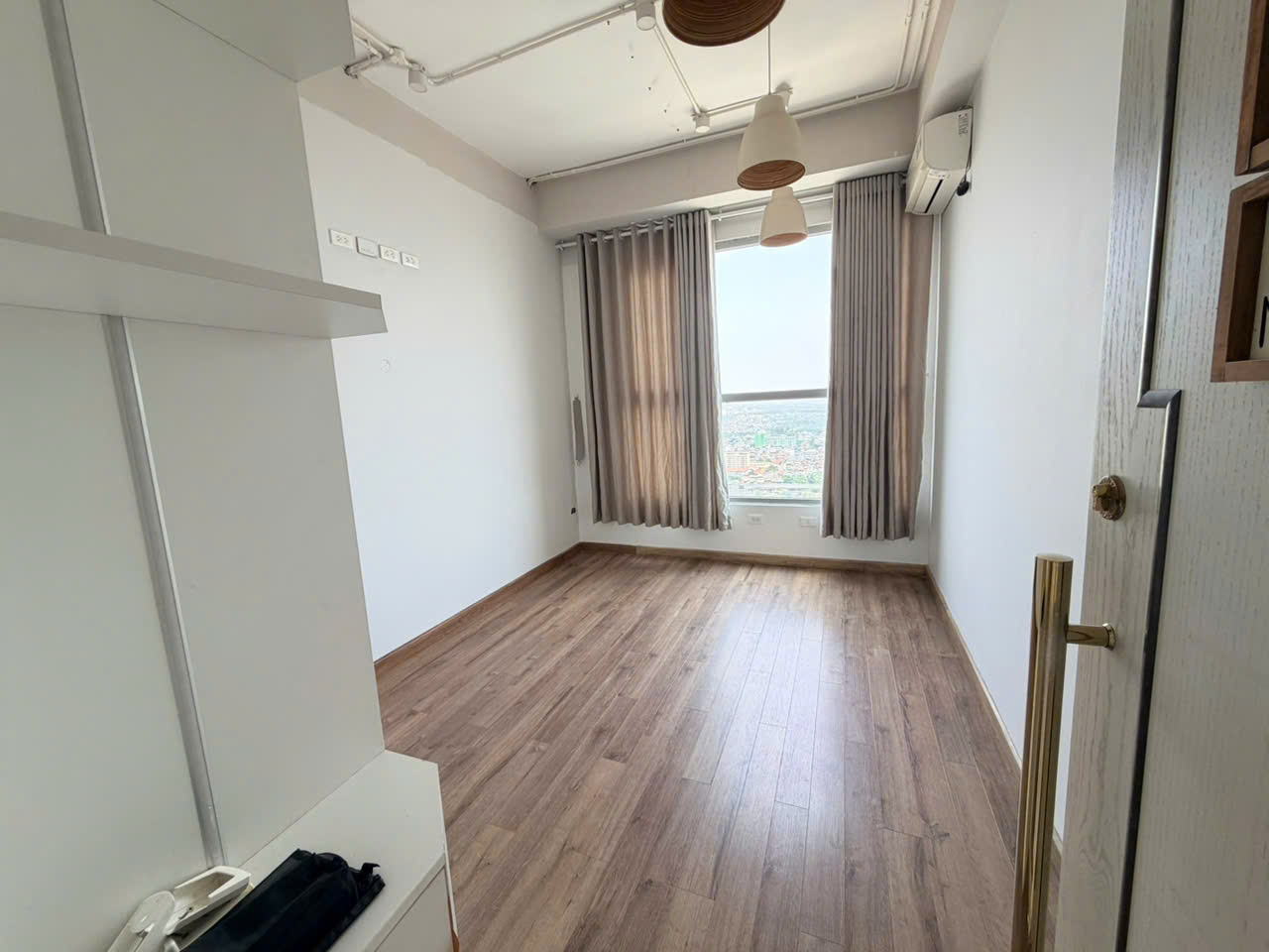 CHO THUÊ CĂN HỘ 3PN VINHOMES GARDENIA – 16 HÀM NGHI  130M²  CĂN GÓC  23 TRIỆU/THÁNG 16007167