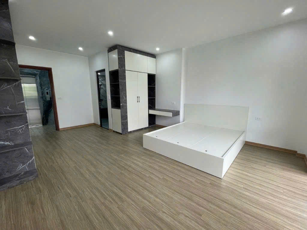 CHO THUÊ NHÀ PHÂN LÔ VÕ CHÍ CÔNG – THÔNG LẠC LONG QUÂN  60M² × 6 TẦNG  MT 6M 16007169