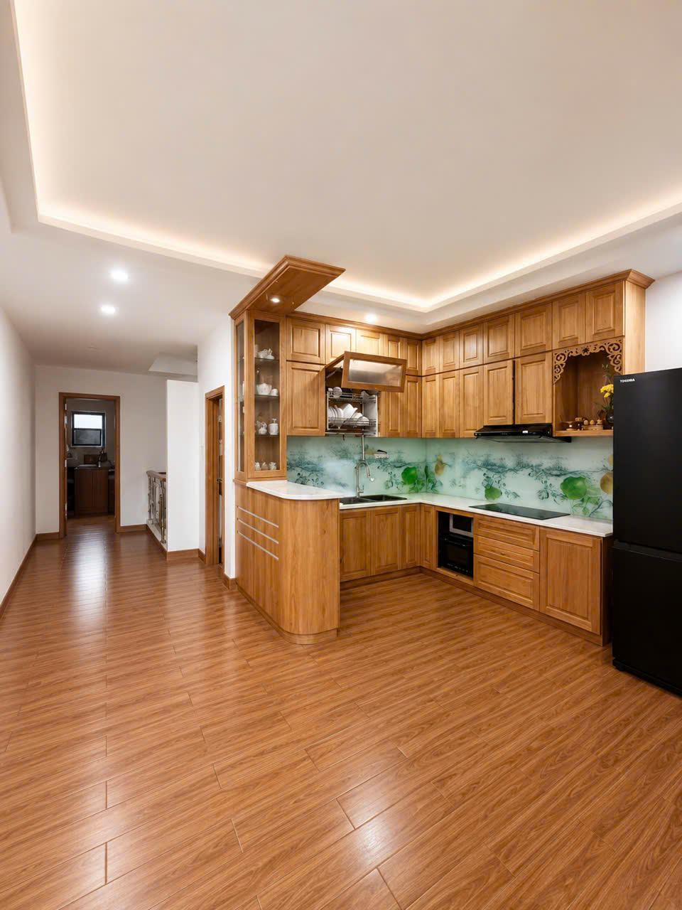 Bán nhà mặt phố đường Số 6, Linh Xuân, Thủ Đức, TP HCM. DT 90m2, 4 tầng, giá 8,48 tỷ. 16007276