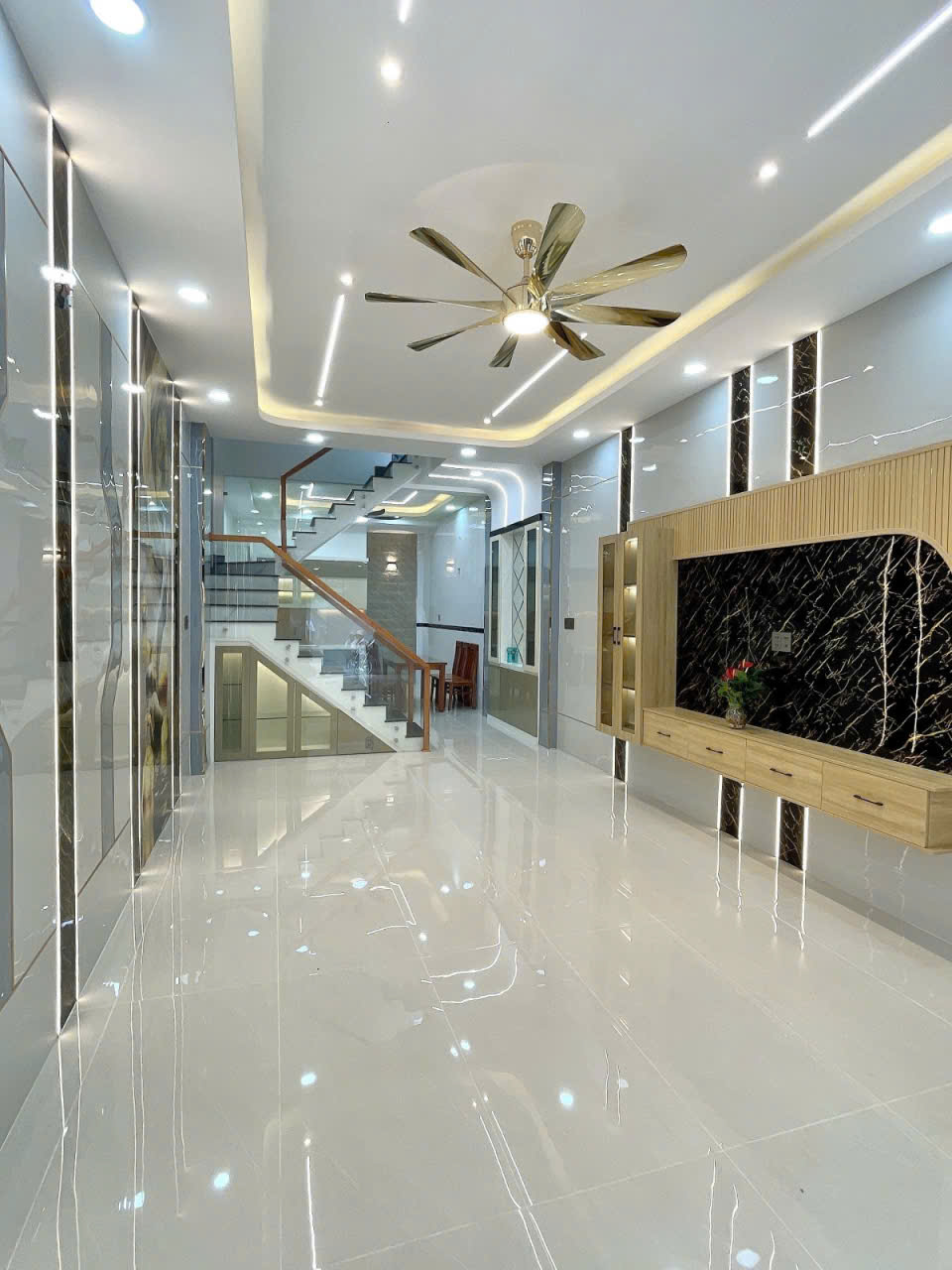 Mặt tiền Đ Số 1 BHH A gần cây xăng Văn CaoTân Phú thông Đ số 14 -60m2 -5 tầng-5 tỷ 9 16007306