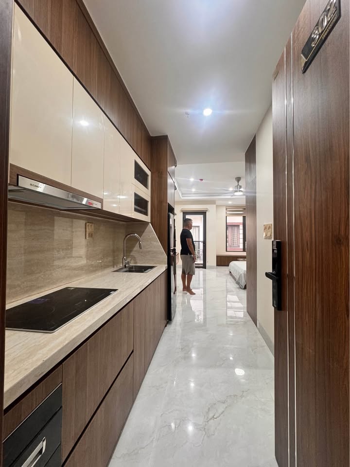 Bán nhà Ngọc Thuỵ,Long Biên 8 tầng,90m,mt4.5m dòng tiền nhỉnh 22 tỷ  16007332