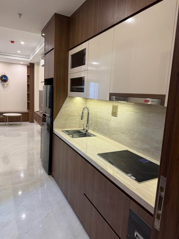 Bán nhà Ngọc Thuỵ,Long Biên 8 tầng,90m,mt4.5m dòng tiền nhỉnh 22 tỷ  16007332
