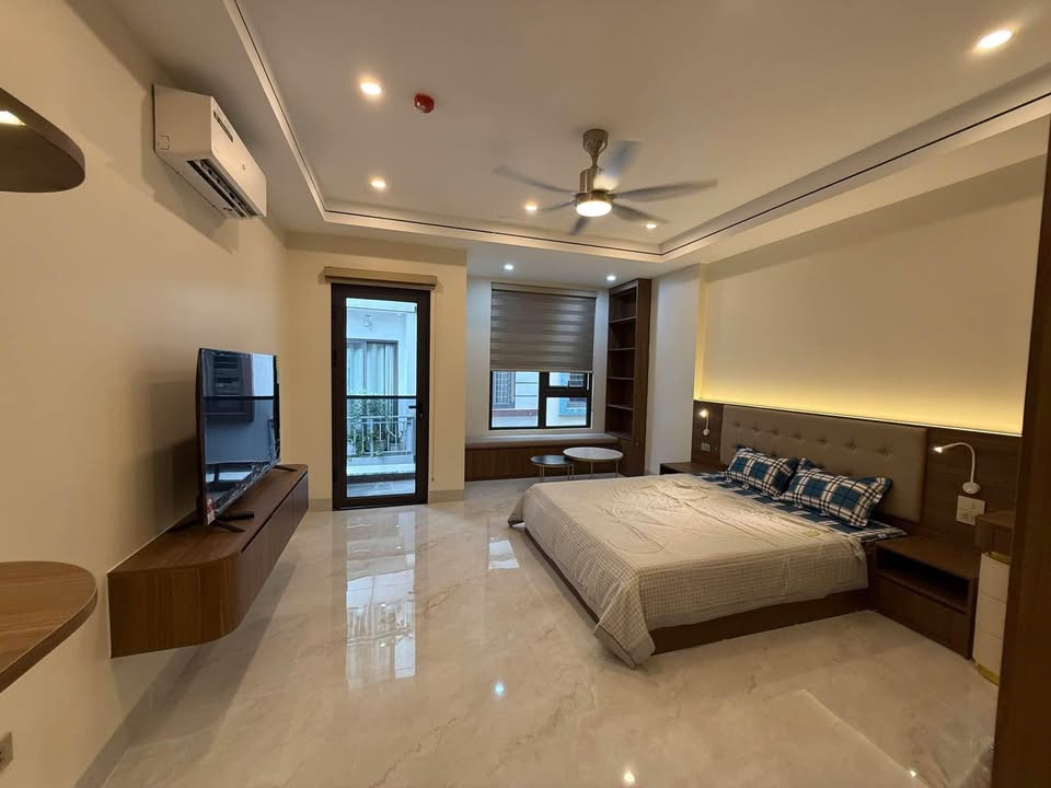Bán nhà Ngọc Thuỵ,Long Biên 8 tầng,90m,mt4.5m dòng tiền nhỉnh 22 tỷ  16007332