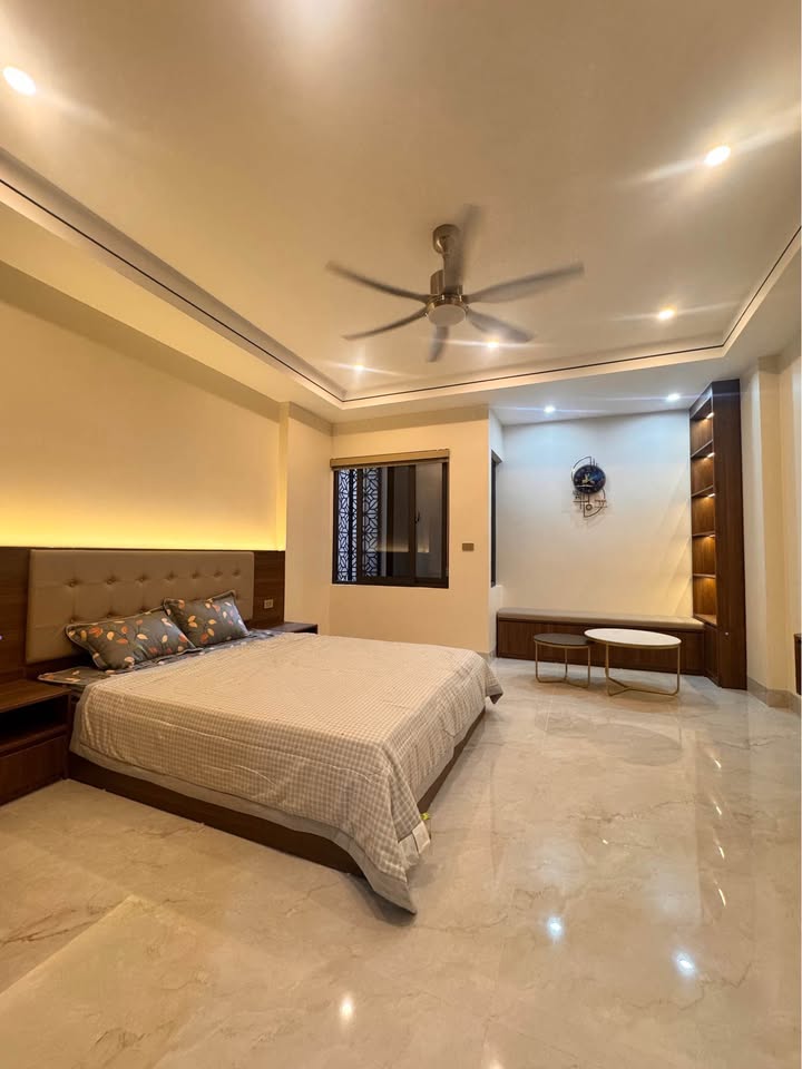 Bán nhà Ngọc Thuỵ,Long Biên 8 tầng,90m,mt4.5m dòng tiền nhỉnh 22 tỷ  16007332
