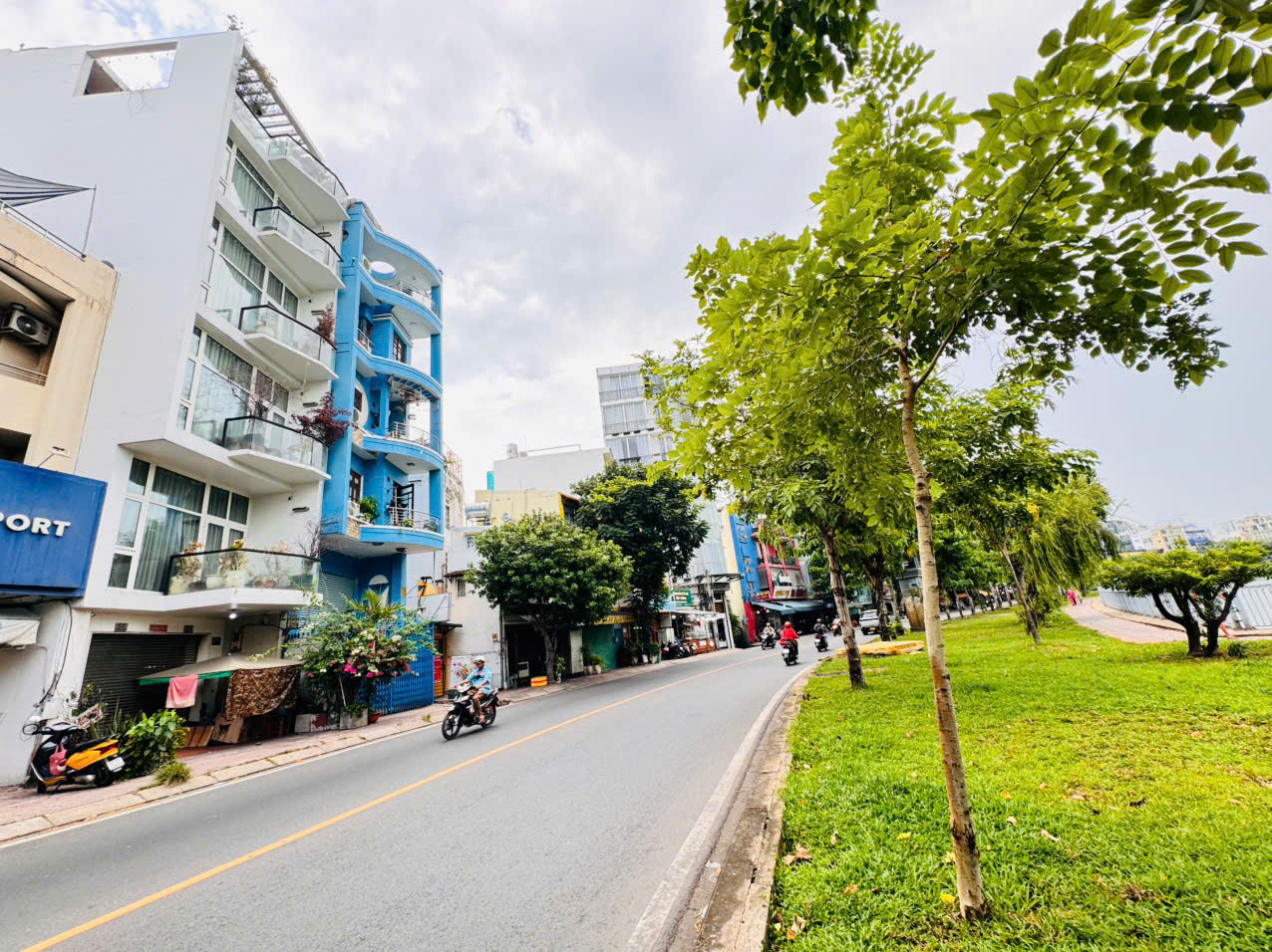 QUẬN 3: CHÍNH CHỦ 0938676685 BÁN NHÀ 6 TẦNG CÓ HẦM MẶT TIỀN KINH DOANH TRƯỜNG SA, NHIÊU LỘC- DT ĐẸP 16007436