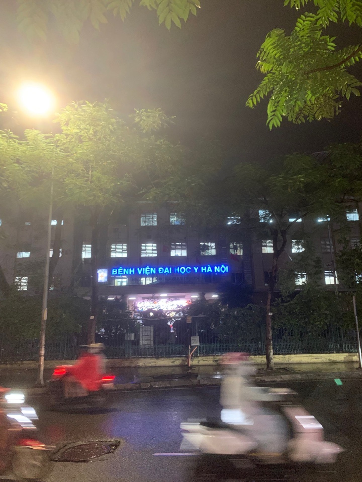 SIÊU PHẨM TRUNG TÂM ĐỐNG ĐA - SÁT ĐẠI HỌC Y HÀ NỘI - FULL NỘI THẤT Ở NGAY - GIÁ CHỈ NHỈNH 200TR/M2 16007440
