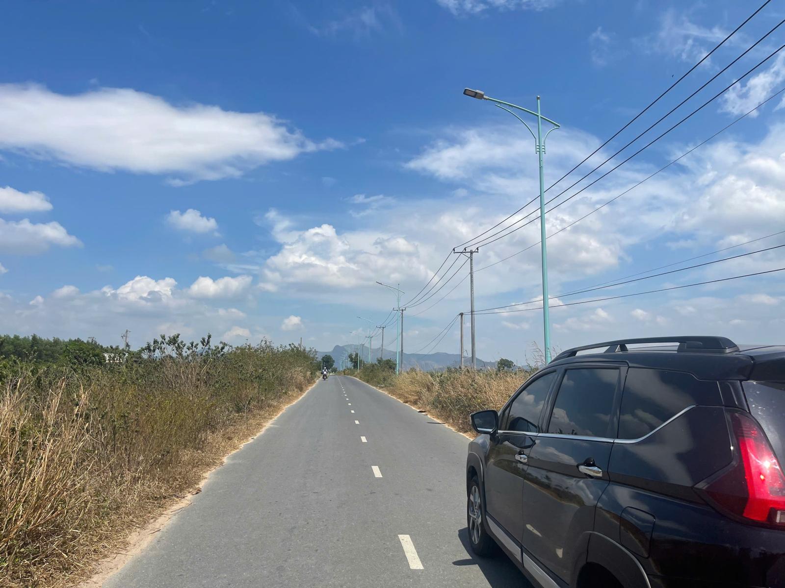 Bán 50m x 70m đất mặt tiền Mai Thúc Loan - Tân Hải - LaGi còn 125 triệu/m ngang 16007477