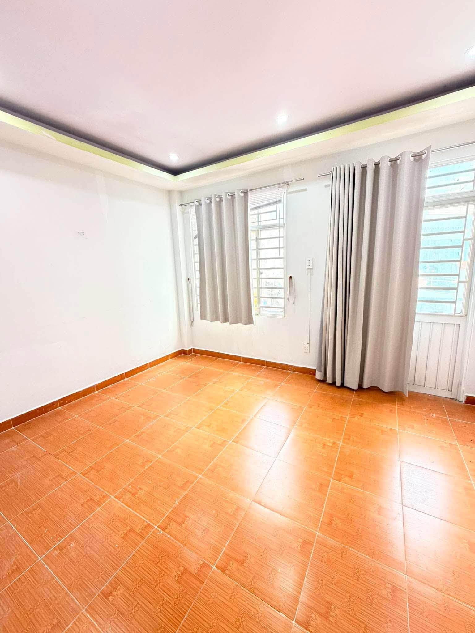 🏡 HUỲNH TỊNH CỦA – Q3  GIÁP Q1  45M²  4 TẦNG  5PN 16007483