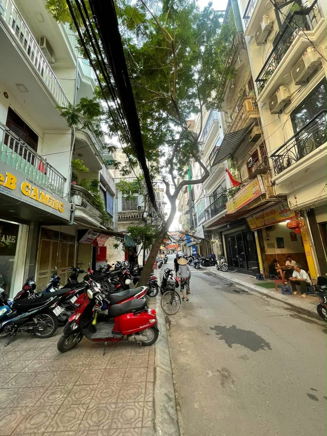 BÁN GẤP NHÀ GIẢNG VÕ_ ĐÊ LA THÀNH TT BA ĐÌNH KD VỈA HÈ Ô TÔ TRÁNH 50M X 5 TẦNG NHỈNH 25 TỶ  16007523