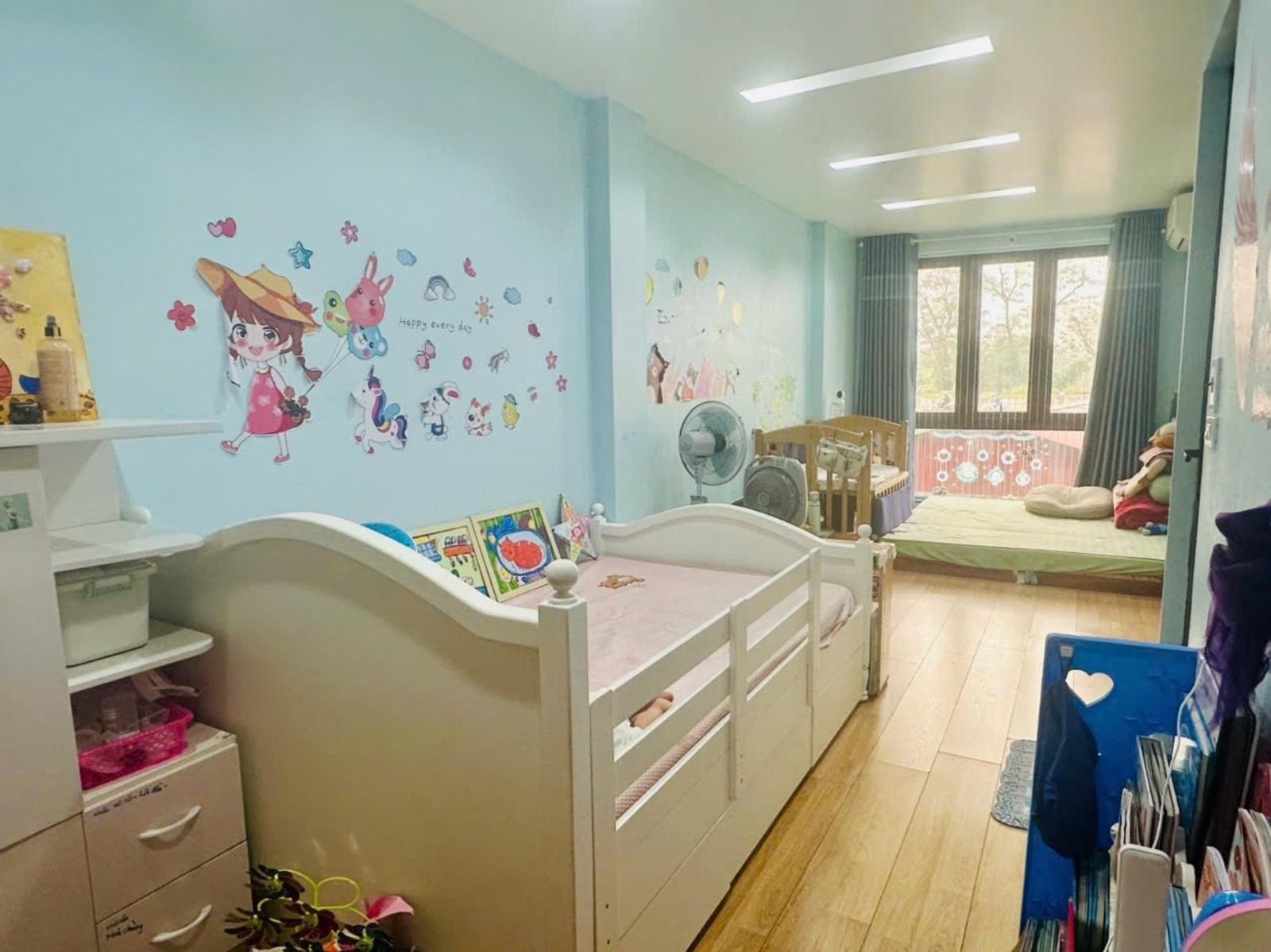 Bán nhà Bát Khối 8 tỷ 35m ô tô vào tận cửa 16007533