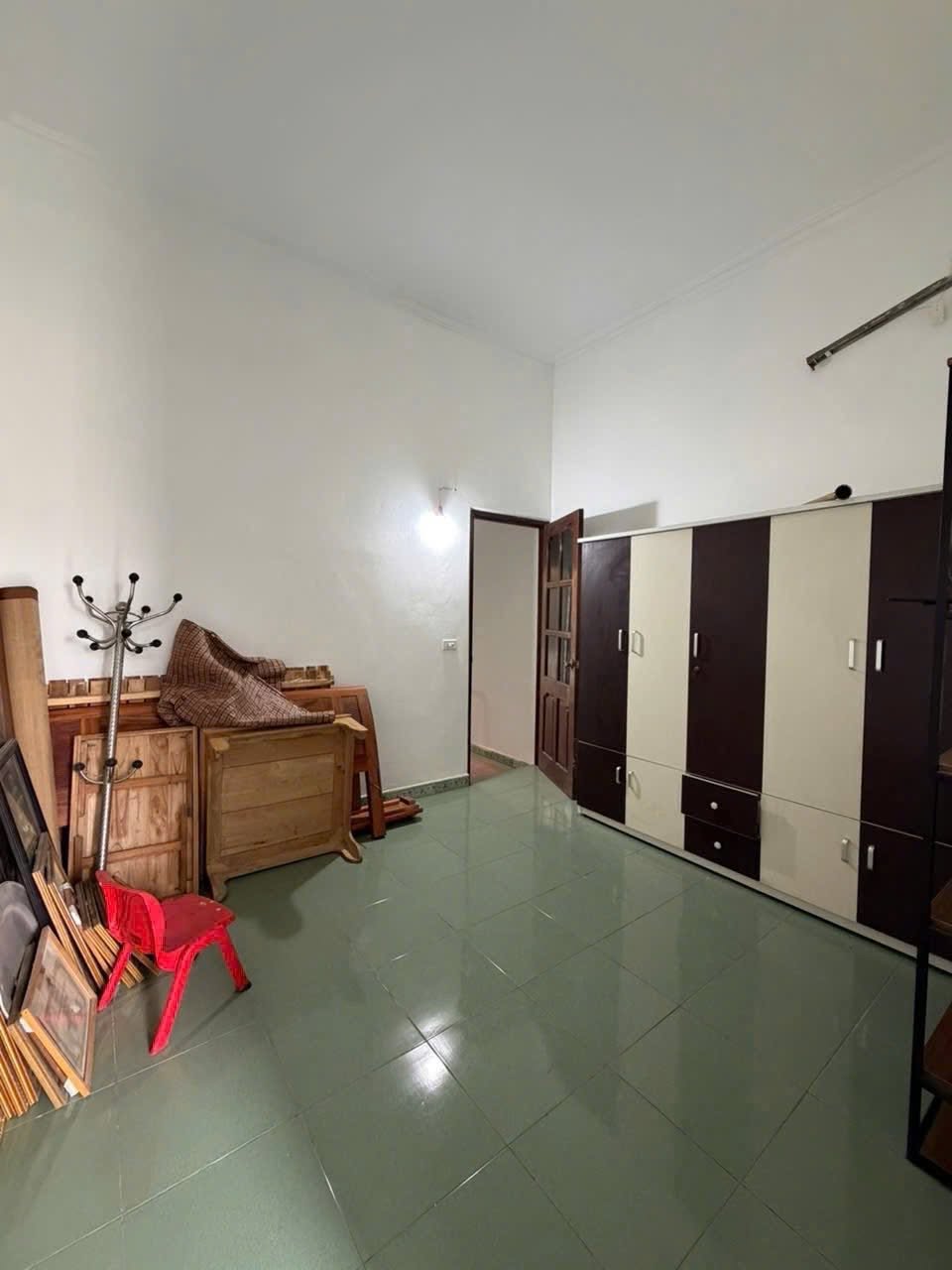 Bán nhà chia lô ngõ đường Điện Biên Phủ, TP HD, 48.3m2, mt 4.1m, 3 ngủ, đường oto tránh 16007541