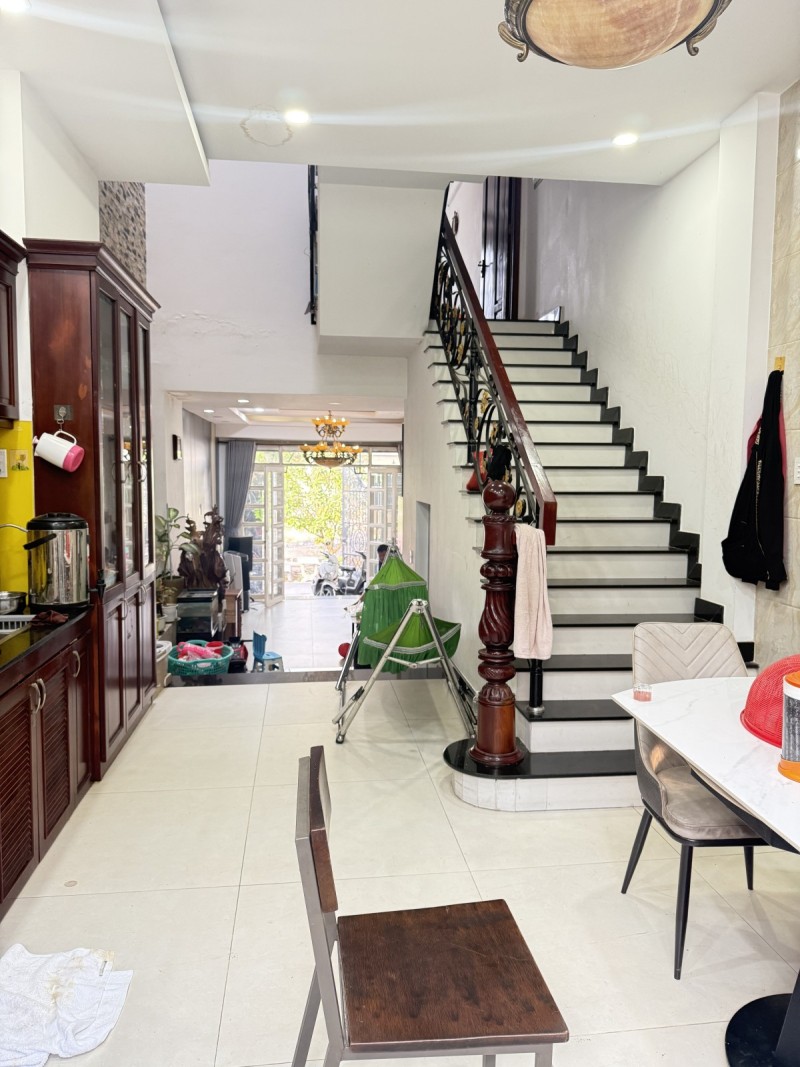Bán nhà 4 tầng 75m2, đường Ngô Chí Quốc, Tam Bình, Thủ Đức, TP HCM, sổ hồng riêng, giá 6,96  tỷ. 16007622