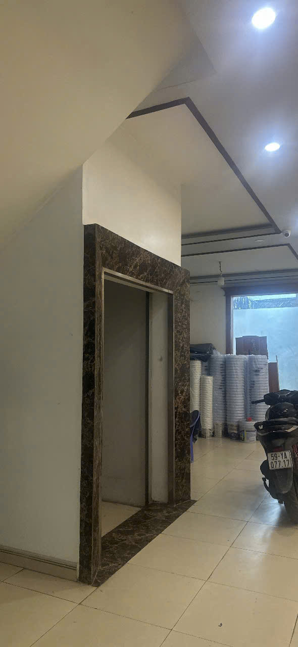 BÁN NHÀ MẶT TIỀN LÊ VĂN KHƯƠNG 8x40M FULL THỔ CƯ 16007660