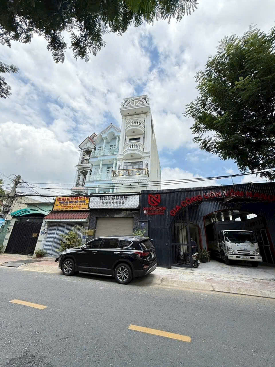 Chủ ngộp giảm 3,3 tỷ! Nhà mặt tiền có thang máy chỉ còn 8,2 tỷ Thới An 21, q12 16007683