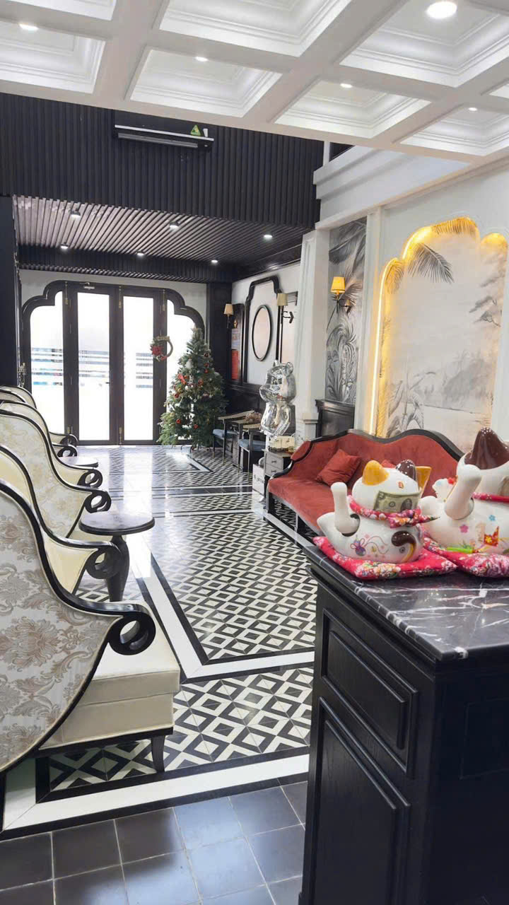 Chủ ngộp giảm 3,3 tỷ! Nhà mặt tiền có thang máy chỉ còn 8,2 tỷ Thới An 21, q12 16007683