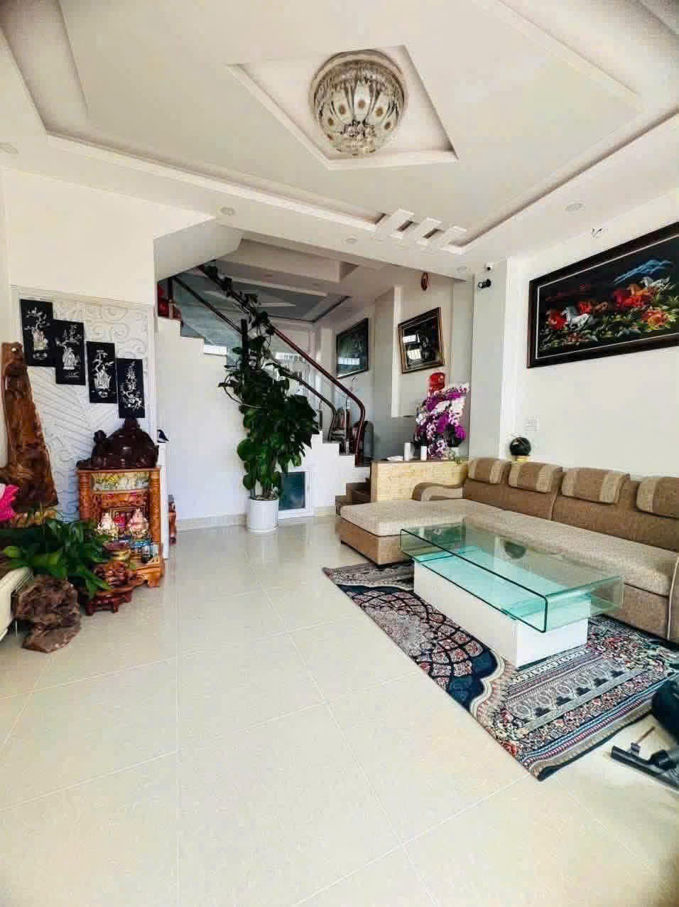 Cho thuê nhà nguyên căn đường Phù Đổng Thiên Vương giá 18 triệu tại Đà Lạt Lâm Đồng 16007687