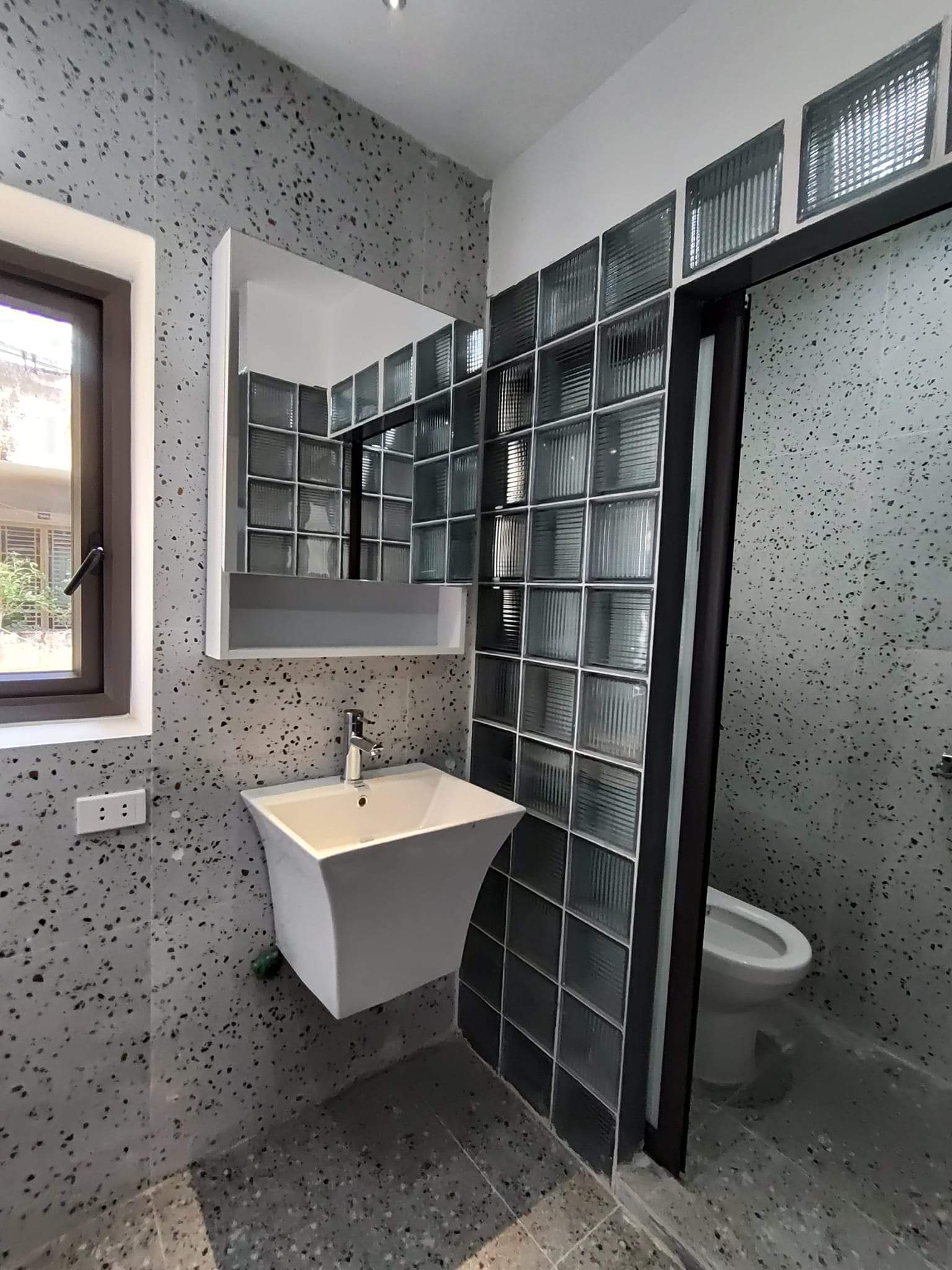 Mình cho thuê nhà, Nguyễn Đình Thi, Hoàng Hoa Thám; 162m2* 1T -35 tr 16007757