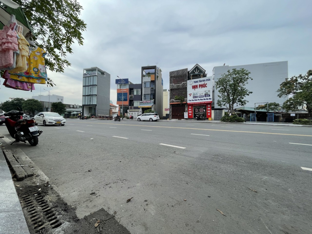 Bán Lô Đất Tặng Nhà Trệt Lầu Mặt Tiền Đinh Thị Thi - Hiệp Bình Phước - Thành Phố Thủ Đức 16007759