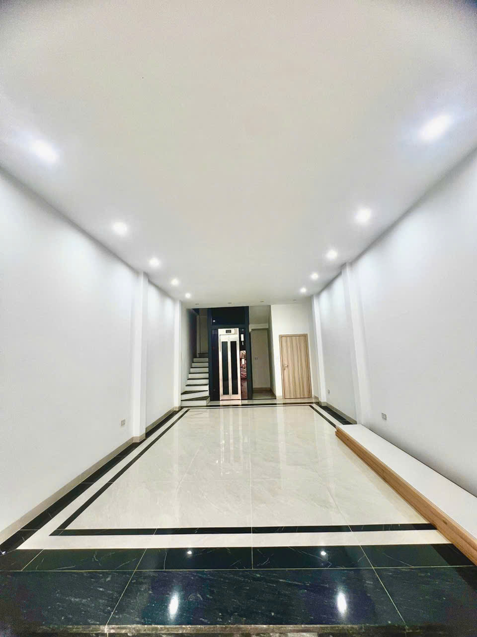 🔥 BÁN NHÀ ĐẸP ĐÀM QUANG TRUNG – 50M² x 5 TẦNG – THANG MÁY – FULL NỘI THẤT – NGÕ THÔNG  NHỈNH 12 TỶ 16007773