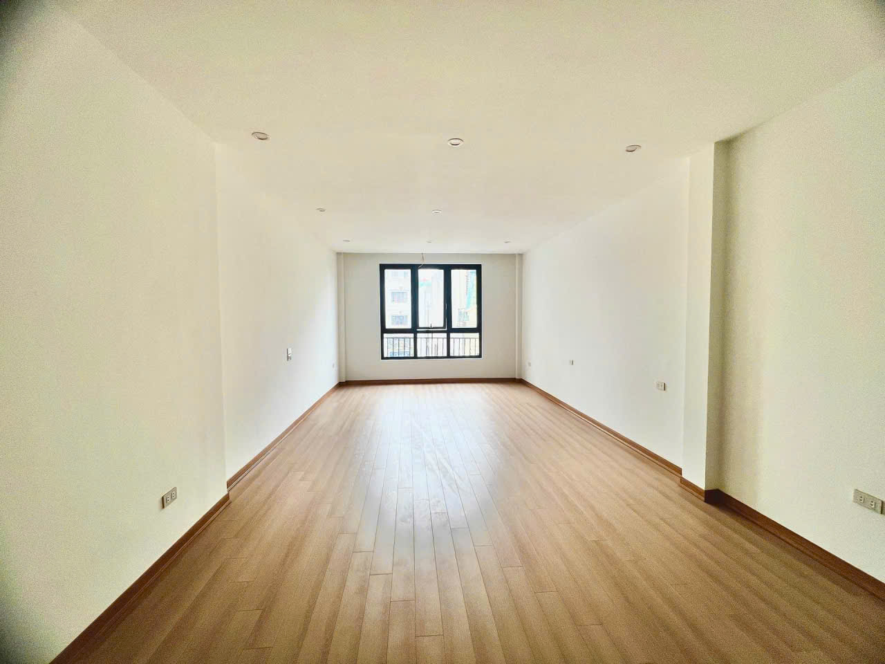 🔥 BÁN NHÀ ĐẸP ĐÀM QUANG TRUNG – 50M² x 5 TẦNG – THANG MÁY – FULL NỘI THẤT – NGÕ THÔNG  NHỈNH 12 TỶ 16007773