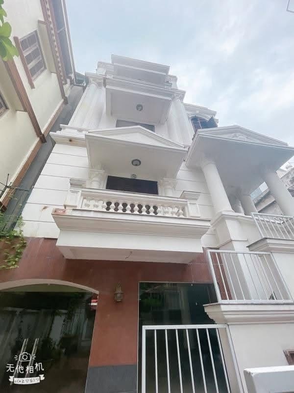 🔥 BIỆT THỰ VIP TRUNG KÍNH – 314M² – MT 13M – BIỆT THỰ MẶT PHỐ – VỪA Ở VỪA KINH DOANH – 125 TỶ 16007774