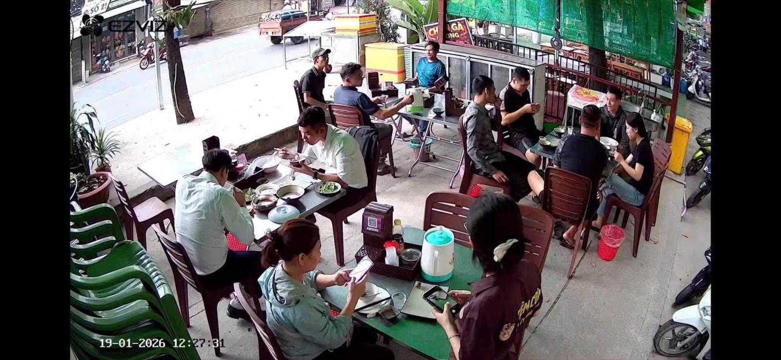 CẦN SANG NHƯỢNG QUÁN CƠM CÔ ÚT MIỀN TÂY ​Địa chỉ: A1-18 Shophouse khu Celadon City, đường Hương Lộ 3 16007799