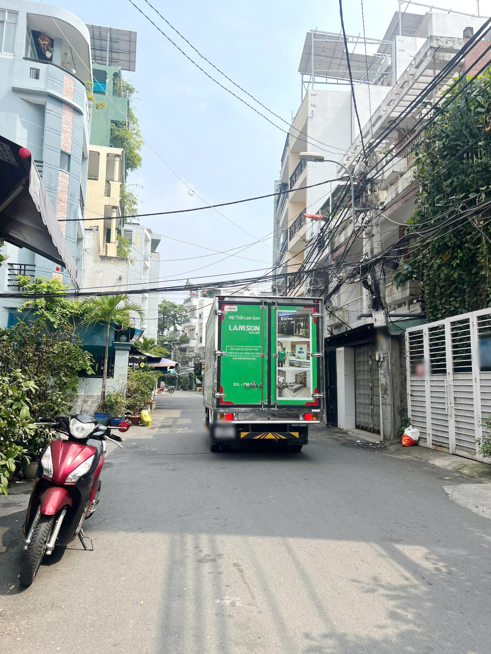Nhà mới 4 tầng 2 mặt HXH 137 Âu Dương Lân P3Q8. Giá: 8.6 tỷ 16007815