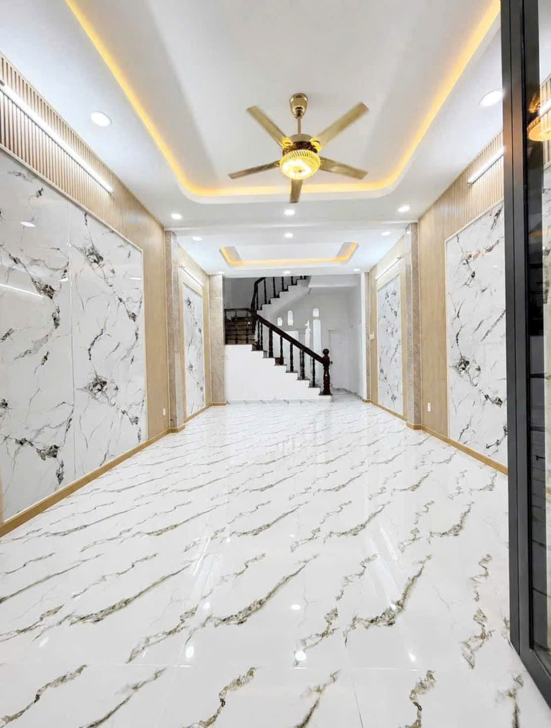 Nhà mới 3 lầu SHHC hẻm 154 Âu Dương Lân P.Chánh Hưng P3Q8 16007817