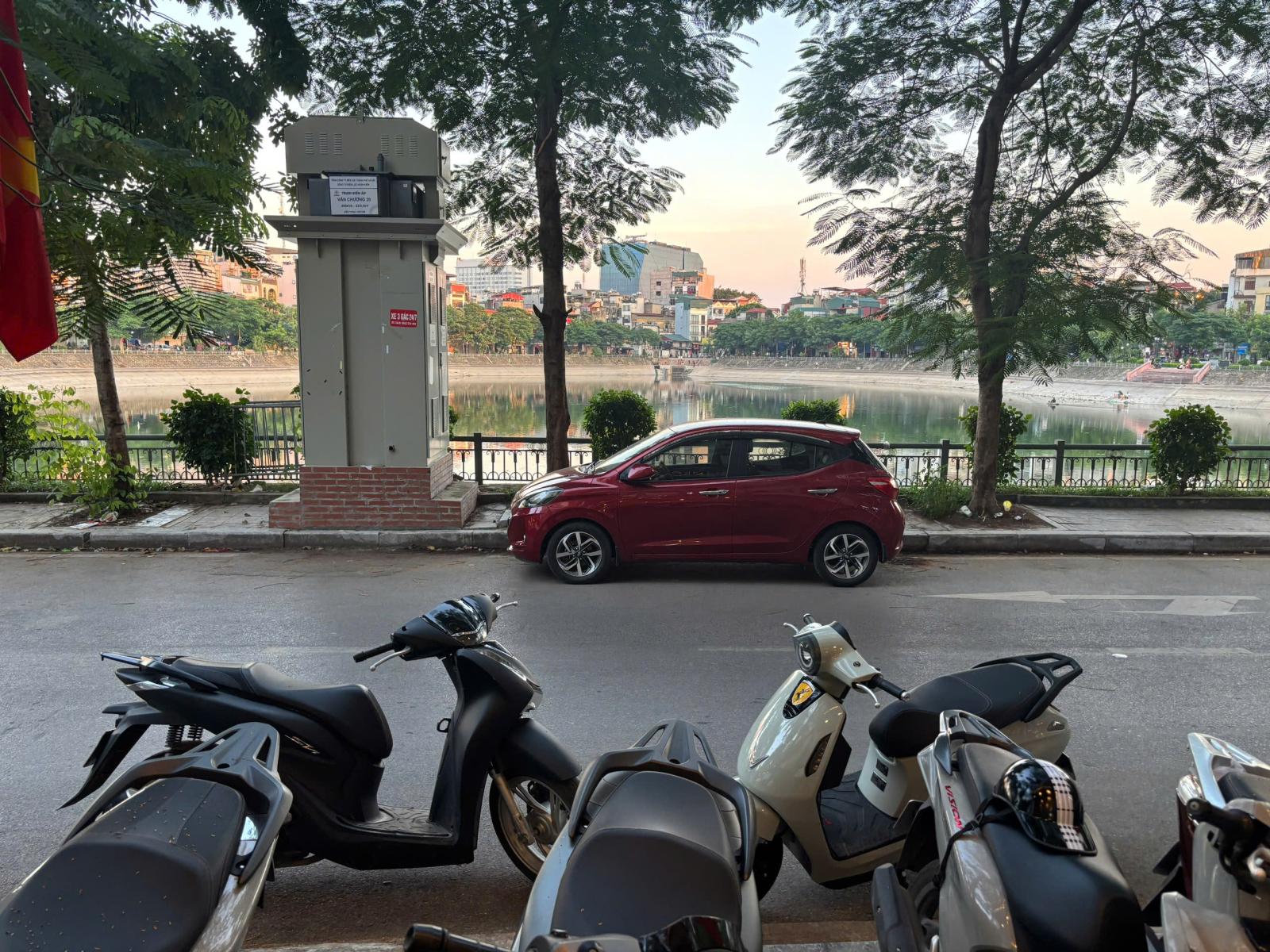 Cho thuê mặt bằng kinh doanh số 12 mặt hồ Linh Quang- Văn Chương- Đống Đa - Hà Nội 16007865