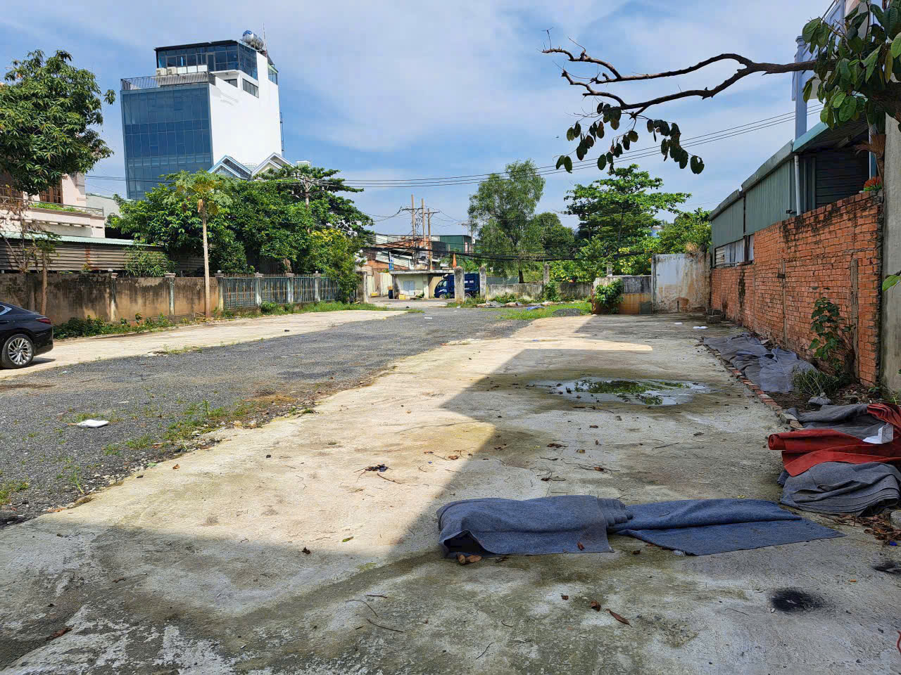 BÁN 1.057M² FULL THỔ Q12 BÁN HOẶC CHO THUÊ – VỊ TRÍ VÀNG KẾ TRƯỜNG CHINH 16007924