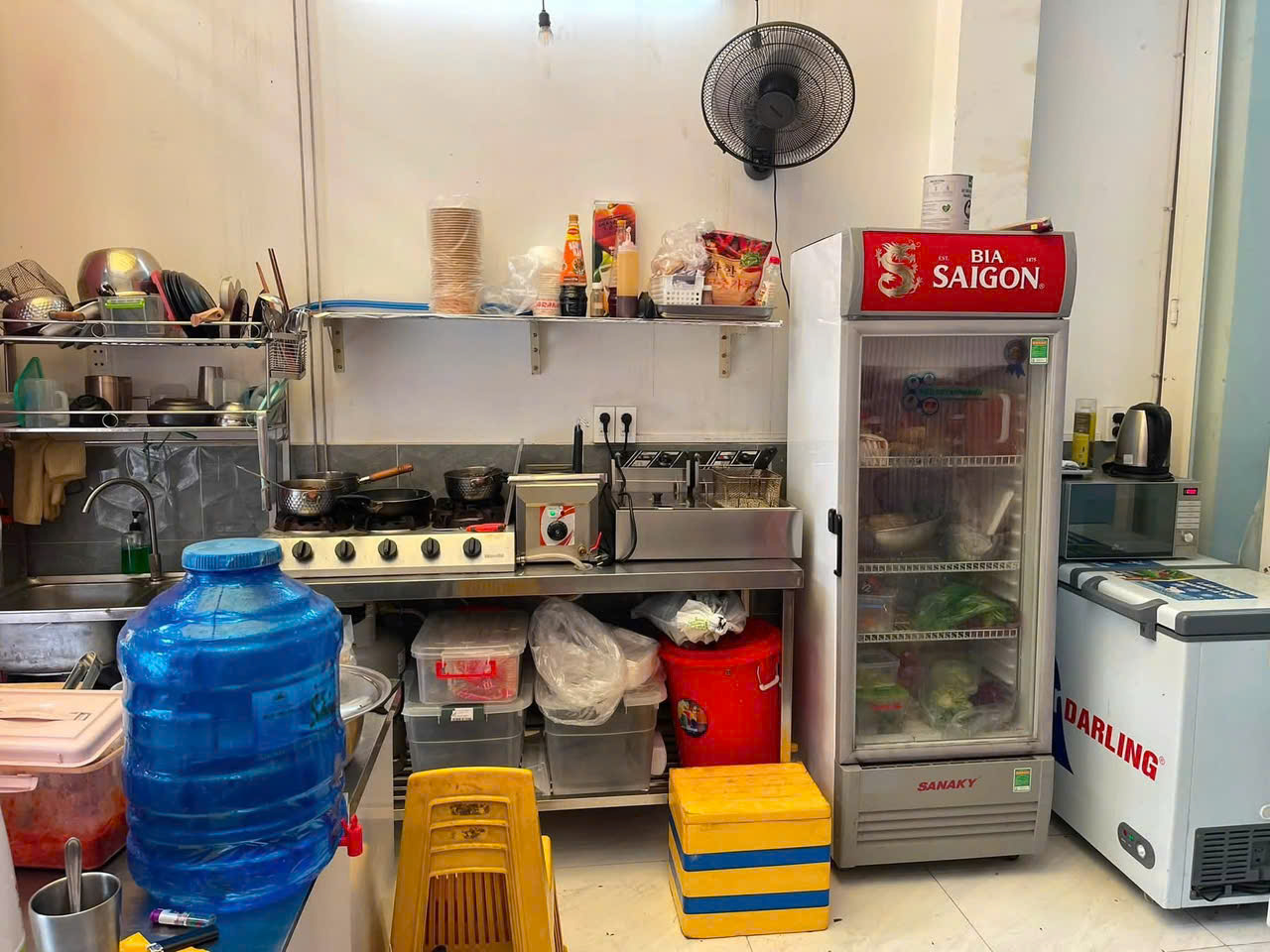 SANG QUÁN MÌ CAY ĐỐI DIỆN TRƯỜNG CẤP 3 , MB BAO ĐẸP, ĐƯỜNG RẤT ĐÔNG, Tel : 0706768078 ( chính chủ ) 16007967