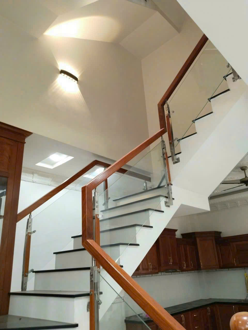 NHÀ ĐẸP KDC HIỆP THÀNH CITY, Q12 1 TRỆT 3 LẦU – ĐƯỜNG 10M CÓ VỈA HÈ – GIÁ CHỈ 9.45 TỶ TL! 16007998