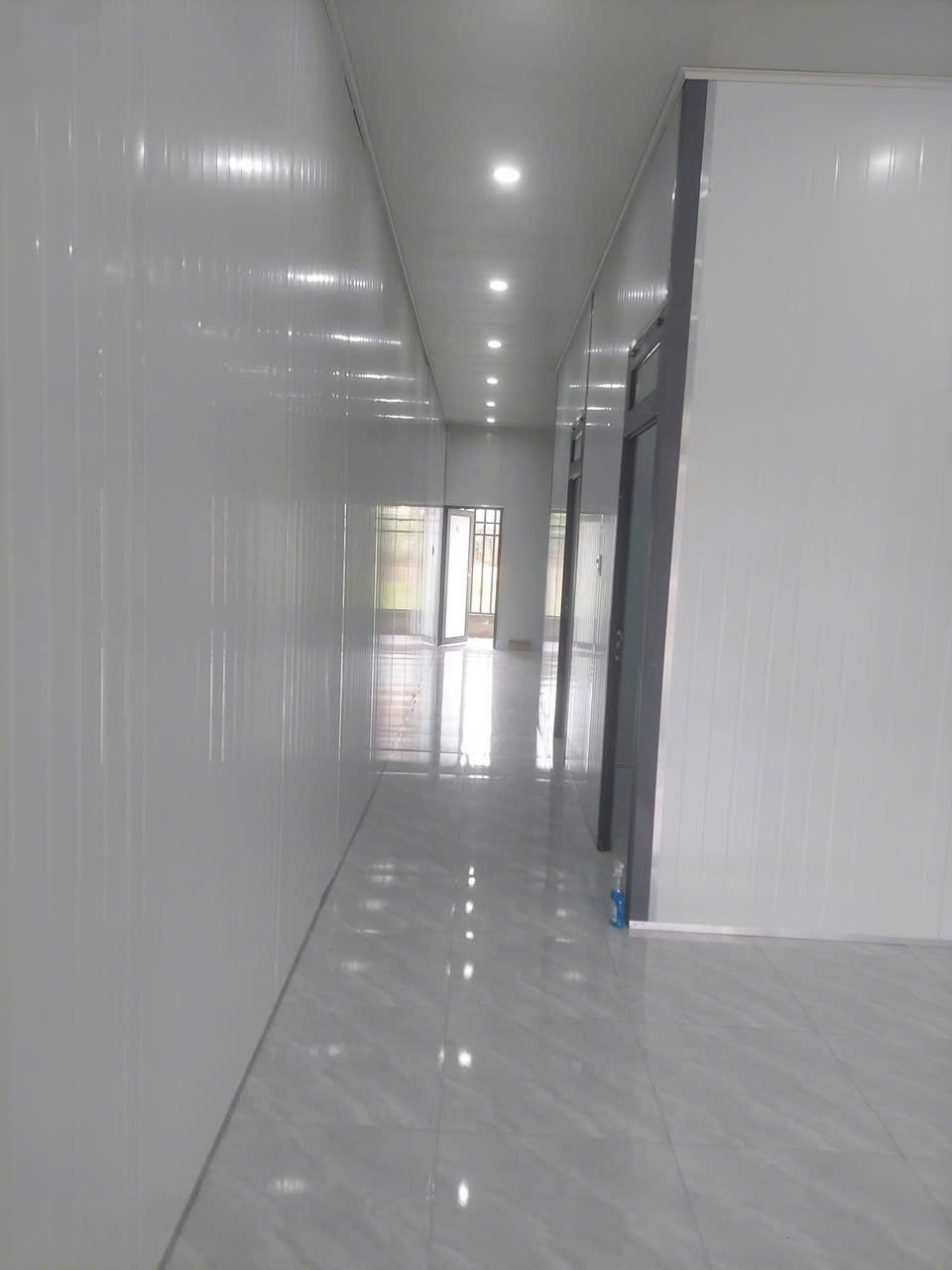 Cho thuê nhà nguyên căn giá 9,5 triệu khu quy hoạch sân vận động Đà Lạt Lâm Đồng 16008010