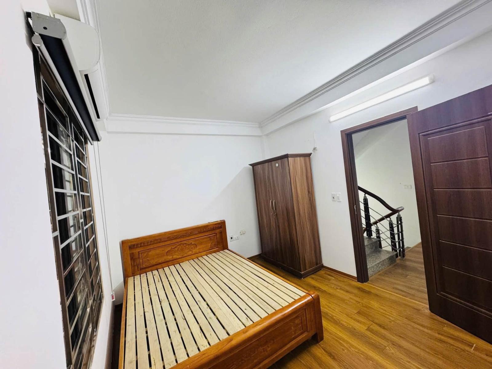 NHÀ ĐẸP, NGÕ 205, XUÂN ĐỈNH, BẮC TỪ LIÊM:33M 5T, MT 4M, GIÁ 8,8 TỶ.
 16008018