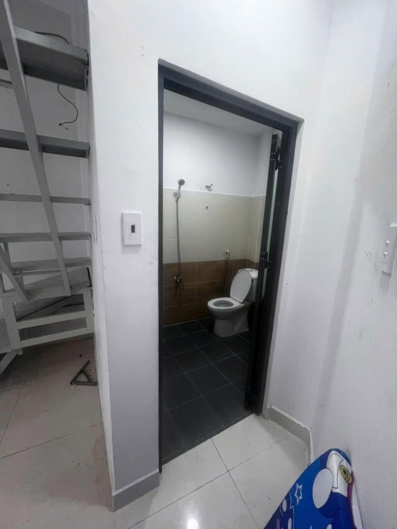 BÁN NHÀ PHÚ NHUẬN HXH 60M2 2 TẦNG NGANG 10M 3 PN ĐẸP SÁT MT DÂN TRÍ HUỲNH VĂN BÁNH GẤP BÁN  7.2 TỶ. 16008024