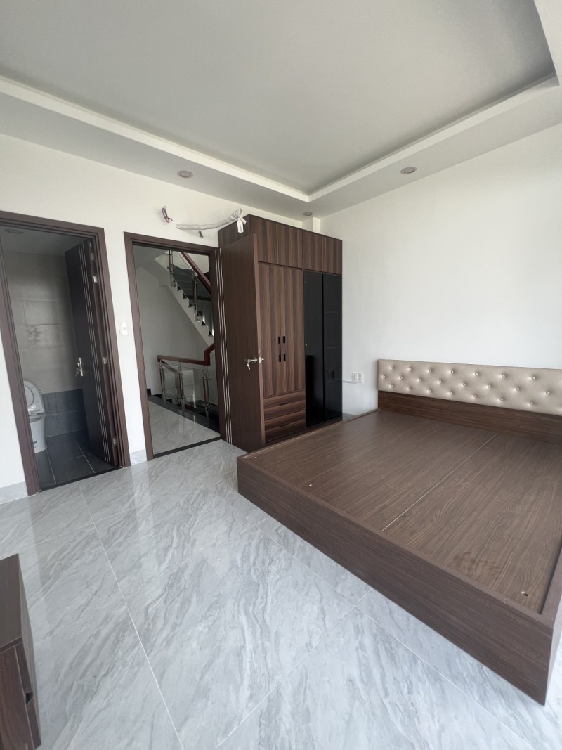 Bán nhà 50m2, 2 tầng, đường Dương Văn Cam, Linh Tây, Thủ Đức, TP HCM, SHR. Giá 4,08  tỷ. 16008064