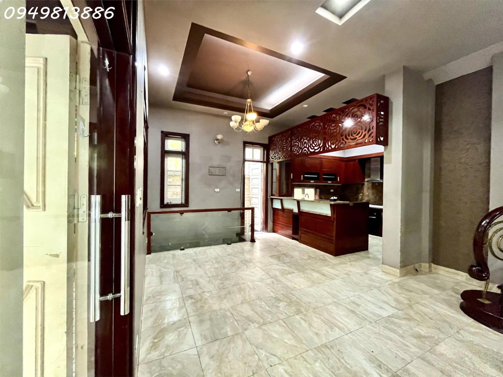 Cho thuê biệt thự lô góc cao cấp Vimeco 2, nội thất cao cấp, phù hợp làm trụ sở công ty,VP 16008075