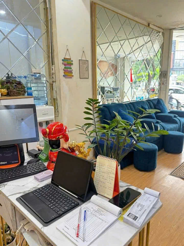 CHÍNH CHỦ CẦN SANG NHƯỢNG TIỆM DỊCH VỤ – KHU SÂN BAY TÂN BÌNH Sang toàn bộ nội thất & trang thiết 16008105