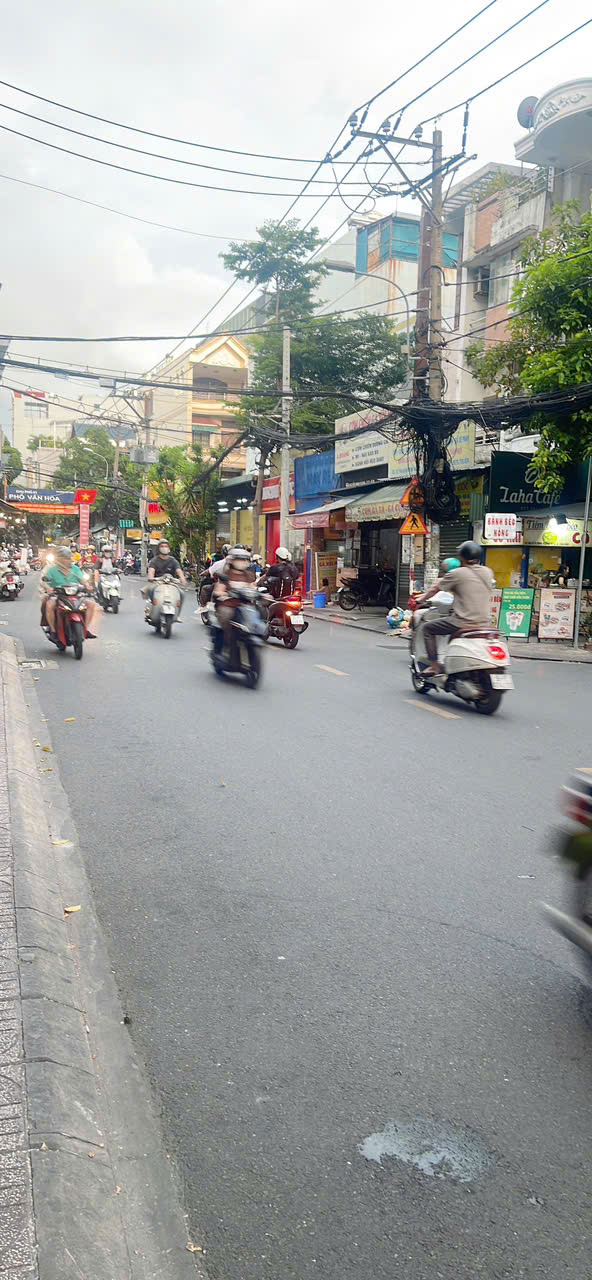 Bán nhà 2 mặt tiền Phan Đăng Lưu, Phường 7, Phú Nhuận, Ngang 18m, tòa nhà 15-20 tầng, chỉ 306 tỷ 16008128