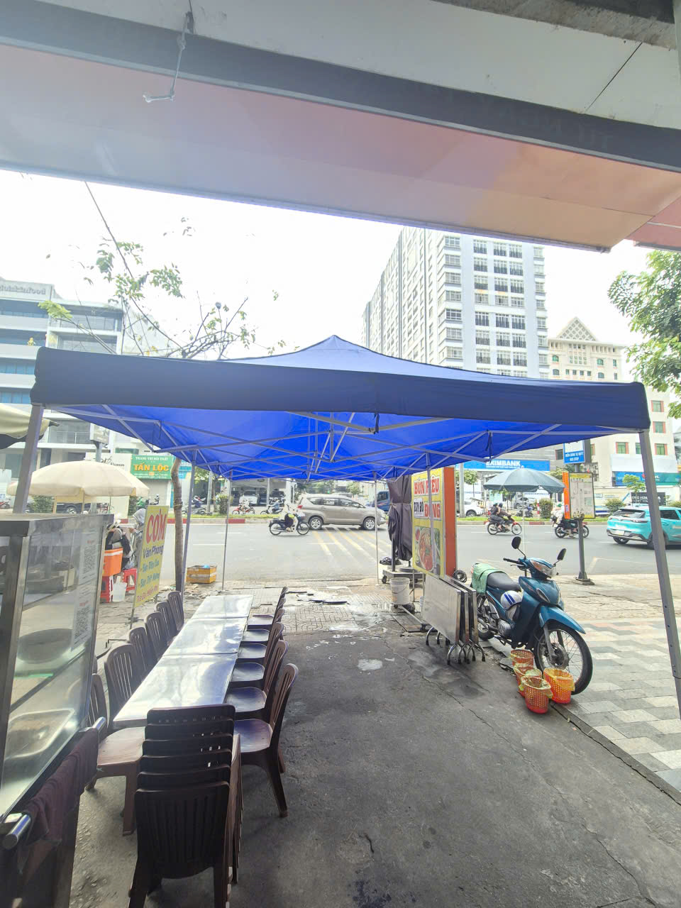 SANG NHƯỢNG QUÁN ĂN MẶT TIỀN CỘNG HÒA, TÂN BÌNH, HCM – GẦN KHU VĂN PHÒNG, VÀO KINH DOANH NGAY - CHỈ 16008176
