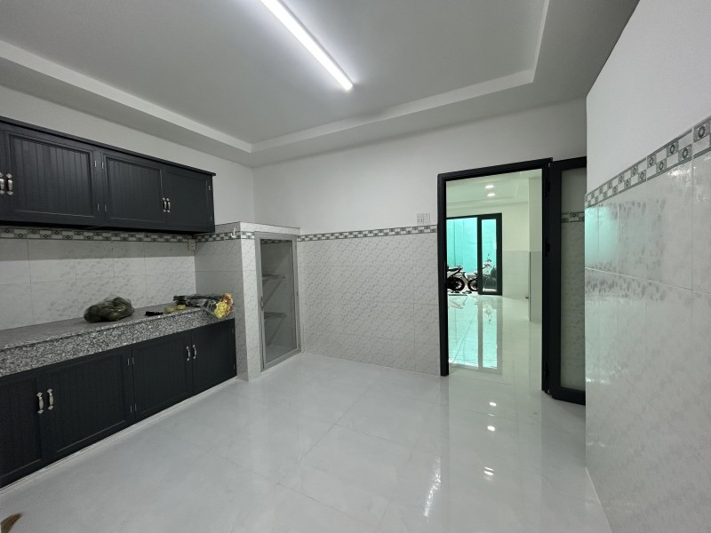 Bán nhà 50m2, 2 tầng, đường Dương Văn Cam, Linh Tây, Thủ Đức, TP HCM, SHR. Giá 4,08  tỷ. 16008181
