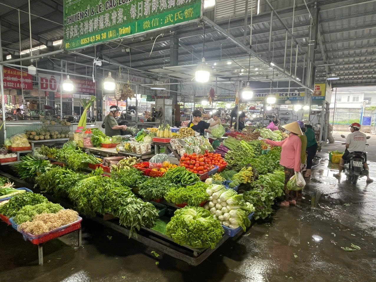 CẦN SANG NHƯỢNG Nhanh Sạp Rau  chợ Bà Tri, Đ. Tân Hiệp 17, P. Tân Hiệp, TP. Tân Uyên, Bình Dương 16008187