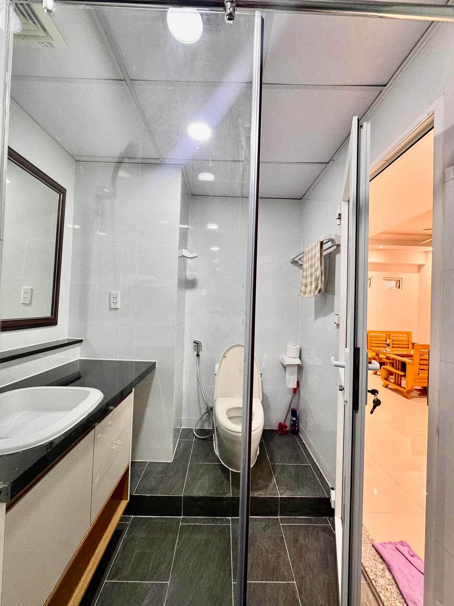 CHUNG CƯ 1050 PHAN CHU TRINH – CĂN ĐẸP, CÓ THANG MÁY, Ở NGAY! 16008201